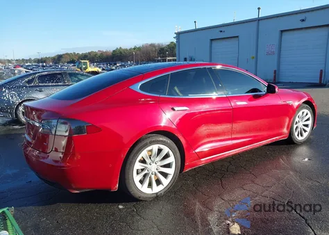 2016 Tesla Model S 60/70/75/85 из США, поврежденный, VIN 5YJSA1E11GF160364